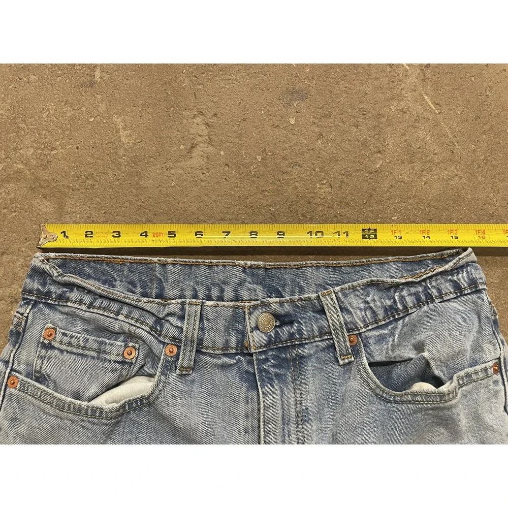 Levis 550 Jeans Mens 34x31 Light Wash Blue Relaxed Tapered Stretch Denim Zip Fly